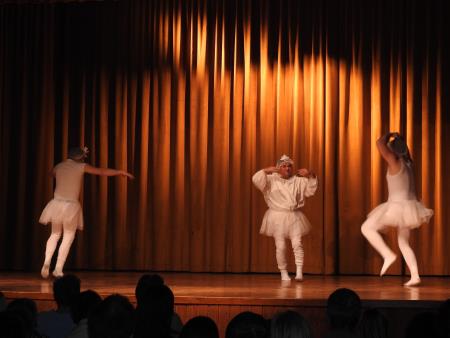 Dramska sekcija KD Cven, organizirala Veseli večer tudi v Domu kulture Razkrižje 40